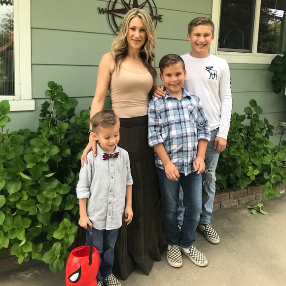 ✨W E L C O M E⚡️ T O ⚡️M Y ⚡️ C L O S E T✨ - Picture 3 of 16